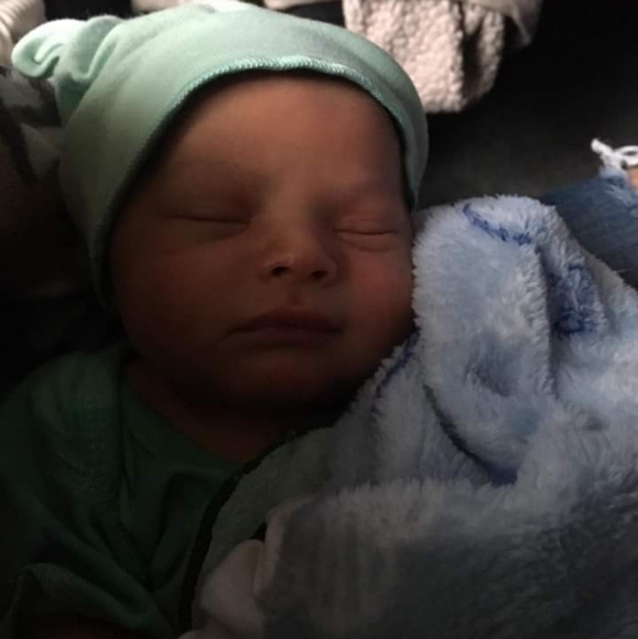 Meet your Posher, Lory - Picture 8 of 16